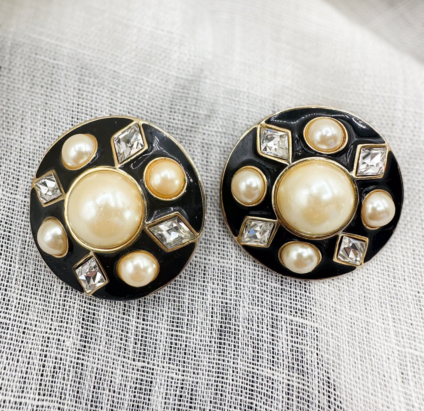 Vintage Black Enamel Faux Pearl Clip On Earrings